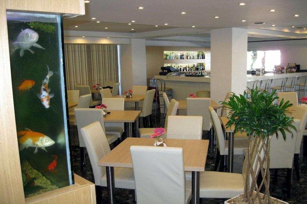 Mimosa Suites Rhodes City Bagian luar foto